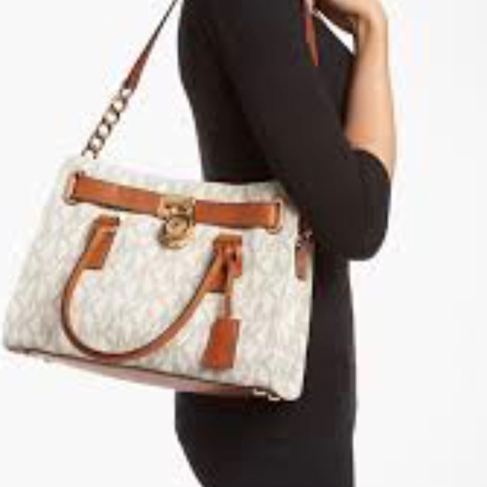 Michael Kors Hamilton Satchel Signature purse - Picture 3 of 3